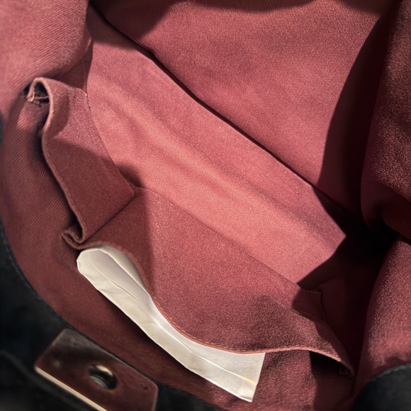 CHANEL le boy Tote - Picture 6 of 9